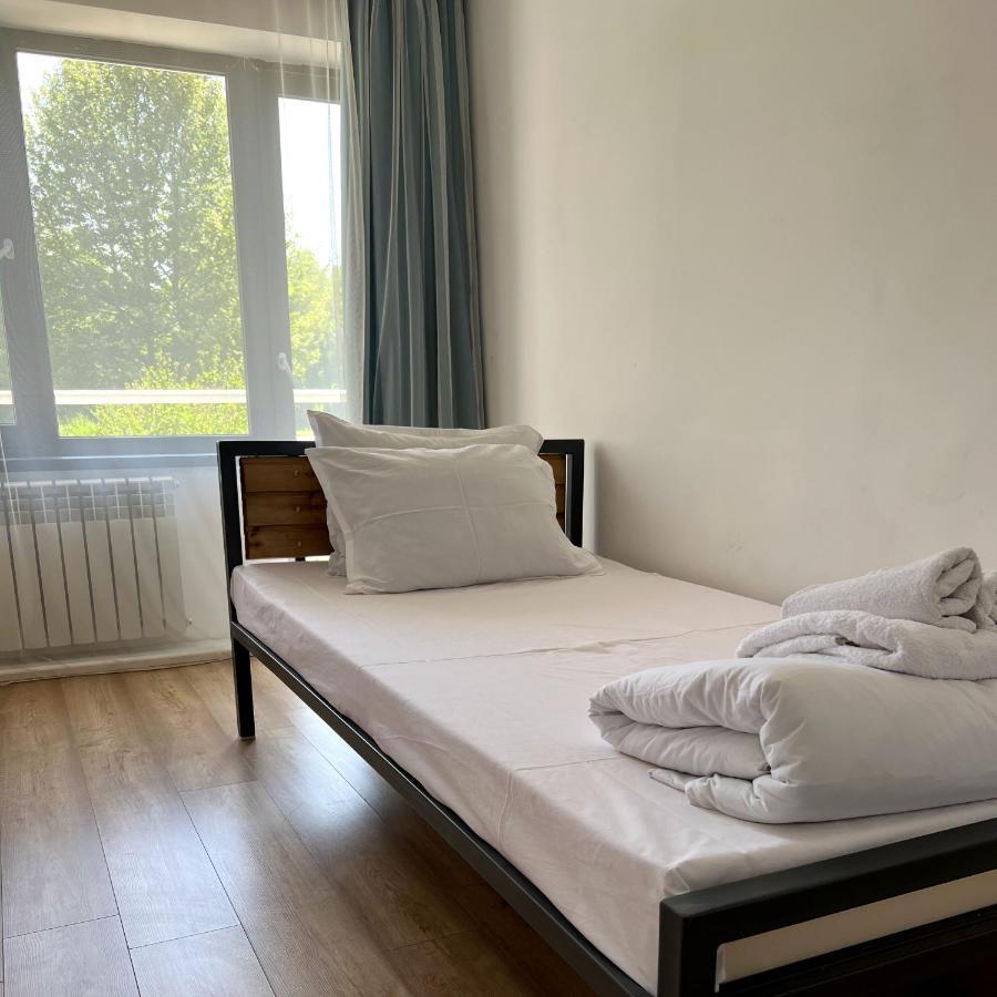 Tourist Hotel Шимкент Екстериор снимка